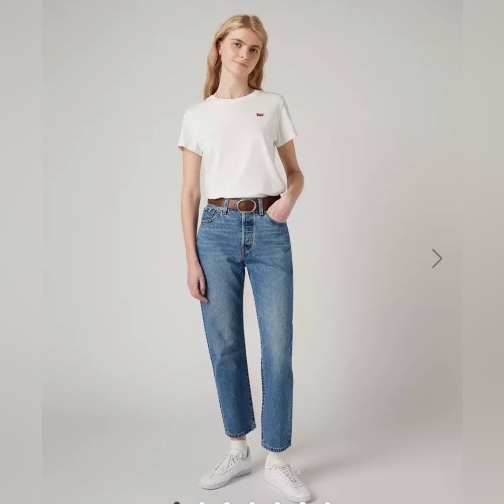 Levi's High Rise Mom Jeans Size 24